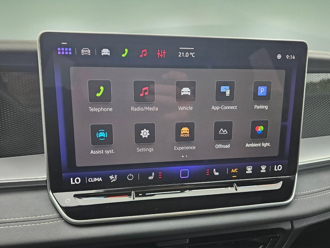2026 Volkswagen Tiguan Comfortline R-Line Black Edition 4dr All-Wheel Drive 4MOTION Photo