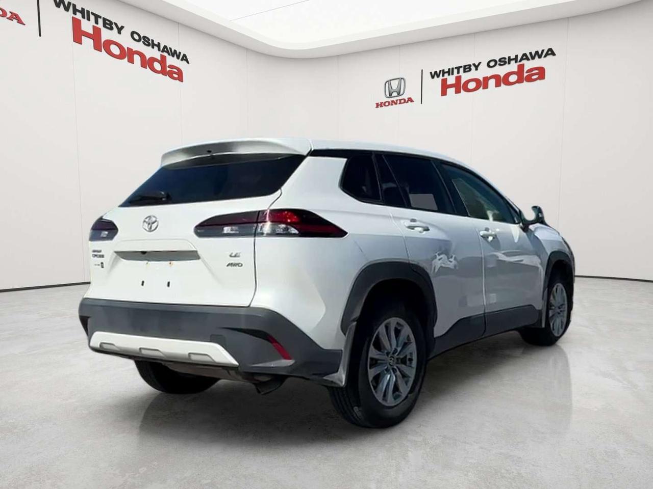 2026 Toyota Corolla Cross LE Photo