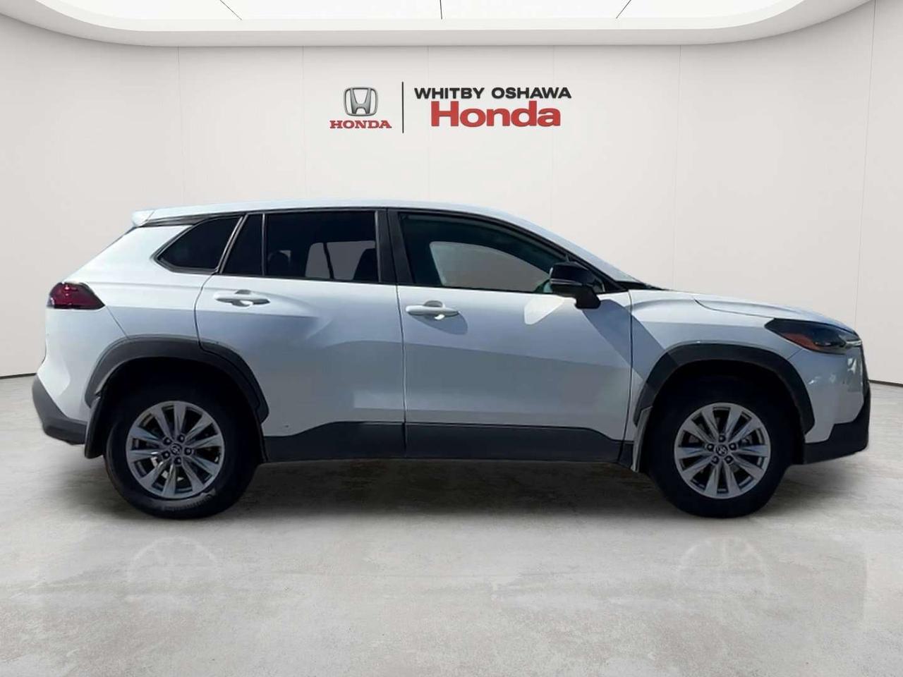 2026 Toyota Corolla Cross LE Photo