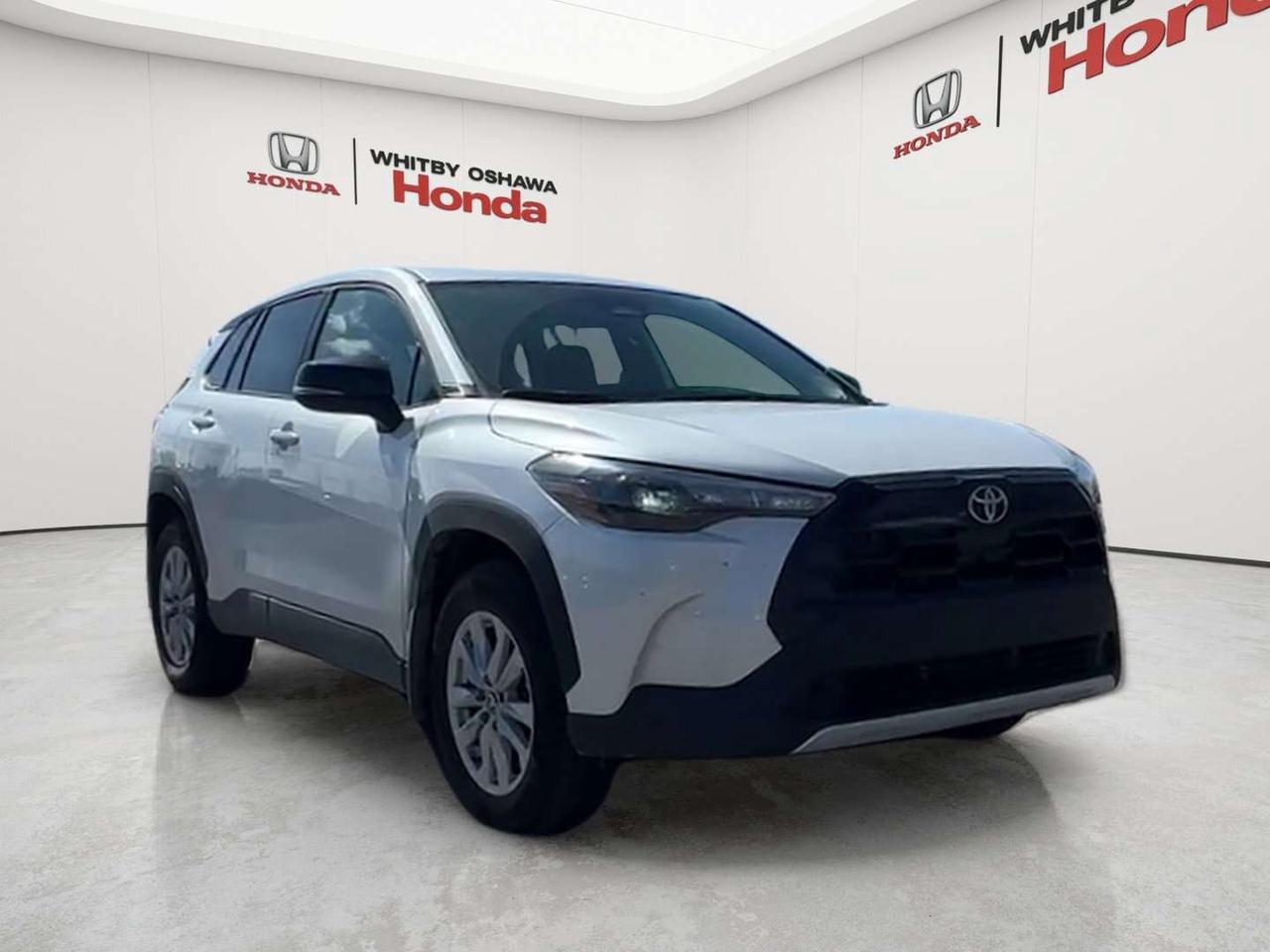 2026 Toyota Corolla Cross LE Photo