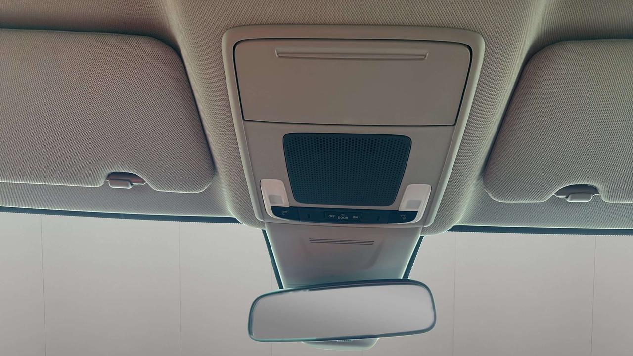 2025 Honda CR-V LX Photo