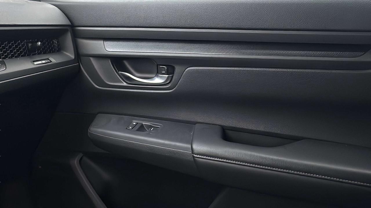 2025 Honda CR-V LX Photo