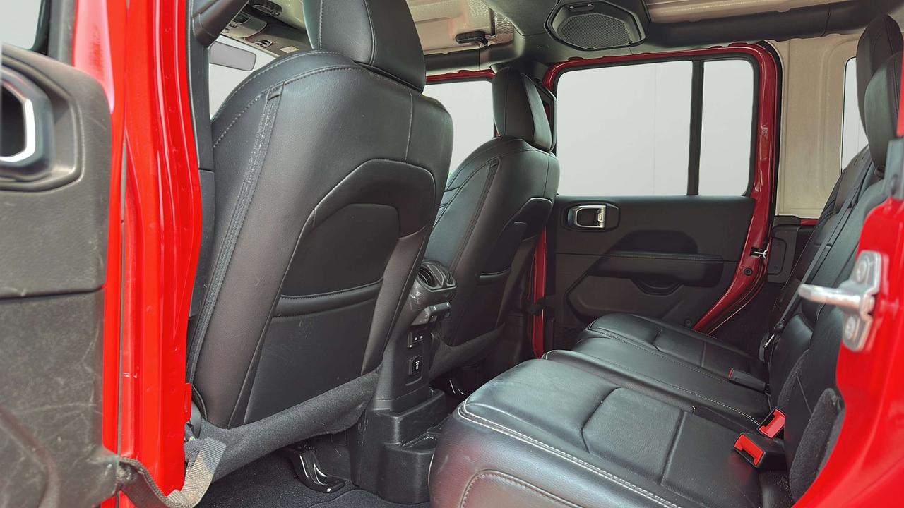 2021 Jeep Wrangler Unlimited Sahara Photo