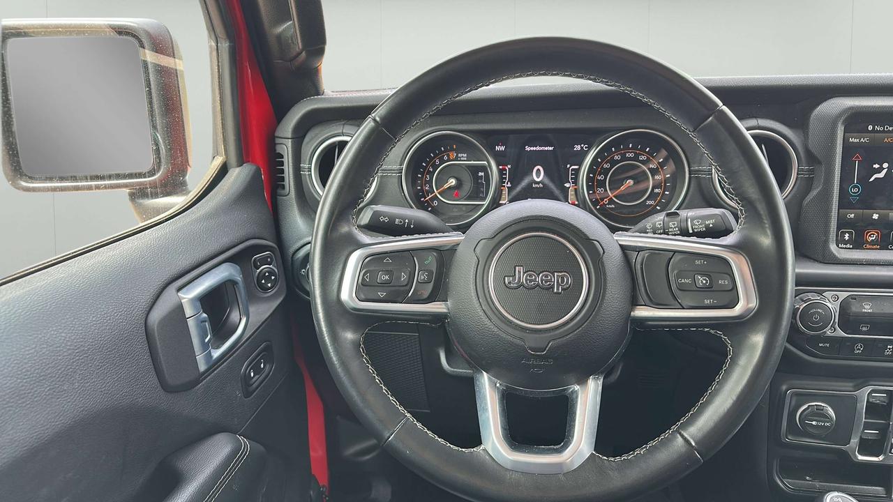 2021 Jeep Wrangler Unlimited Sahara Photo