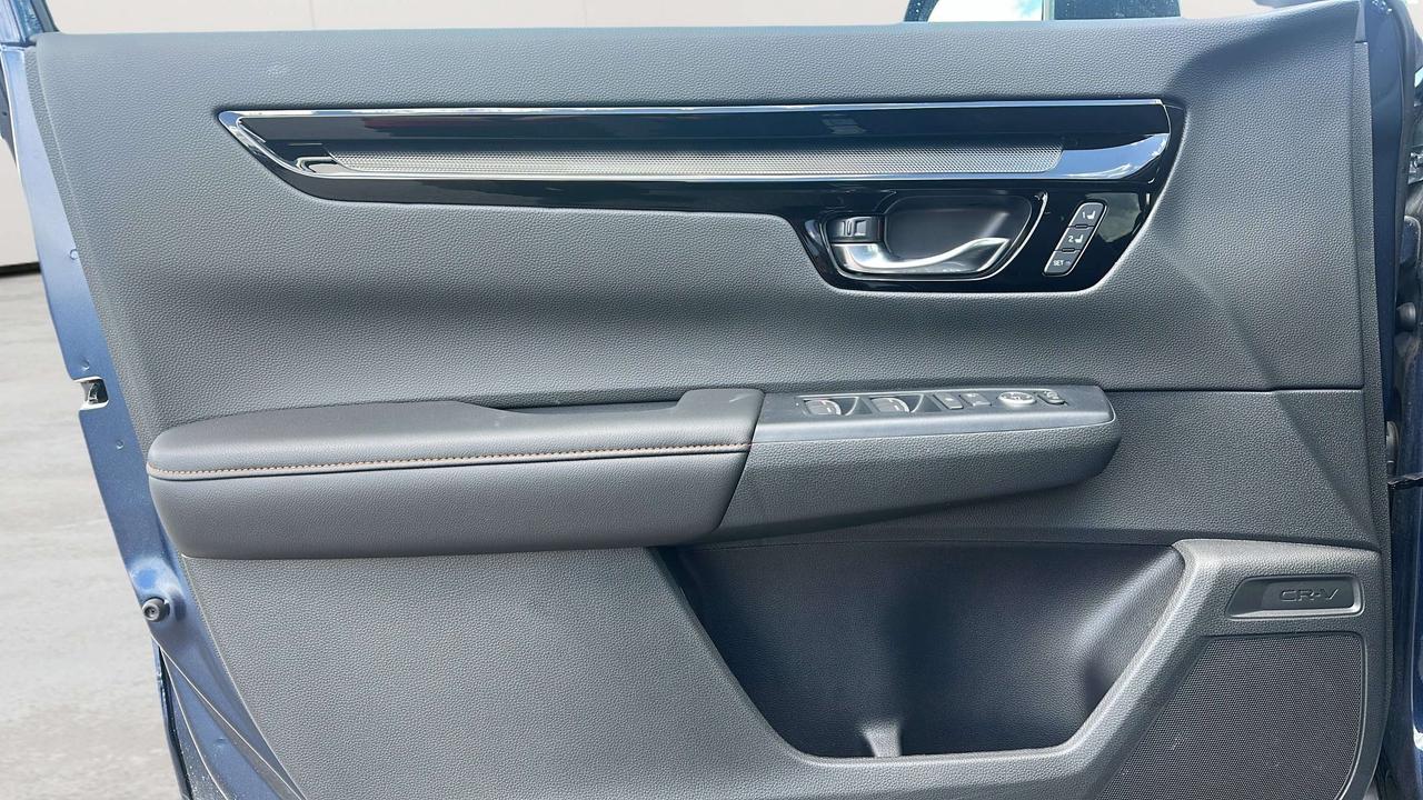 2026 Honda CR-V Touring Photo