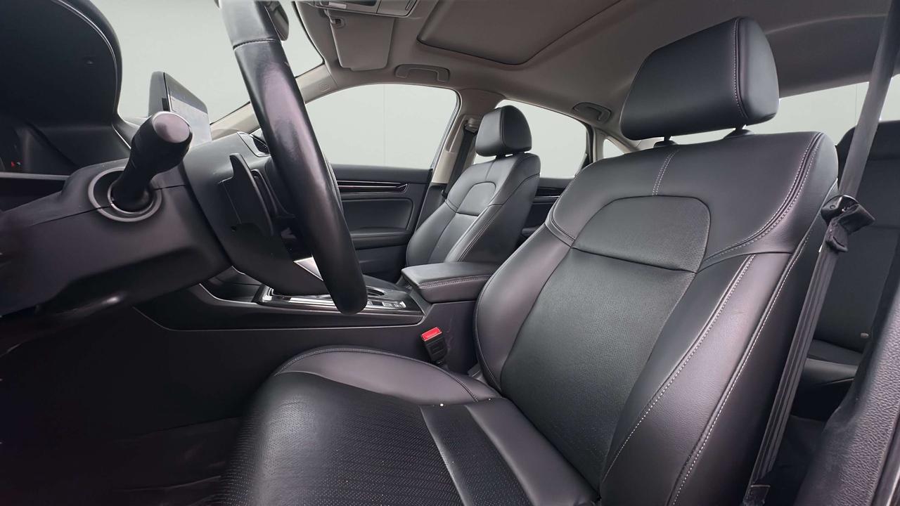 2024 Honda Civic Touring Photo