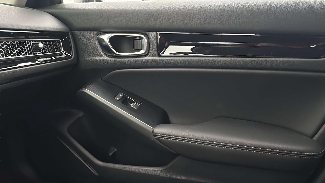 2024 Honda Civic Touring Photo