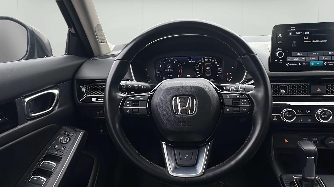 2024 Honda Civic Touring Photo