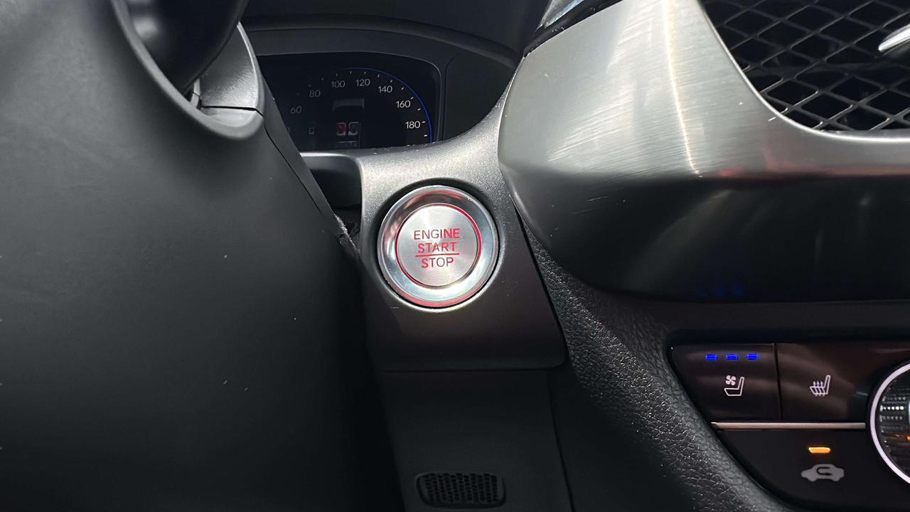 2025 Acura ADX Platinum Elite A-Spec Photo