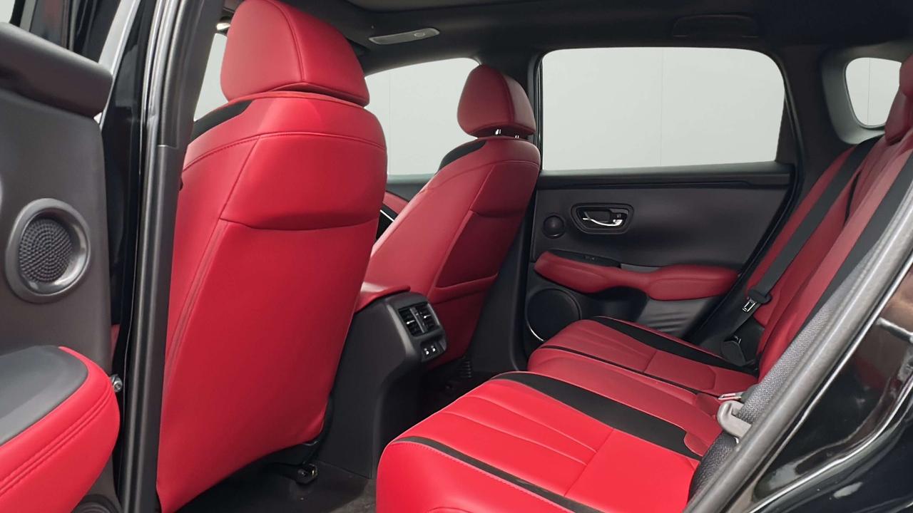 2025 Acura ADX Platinum Elite A-Spec Photo