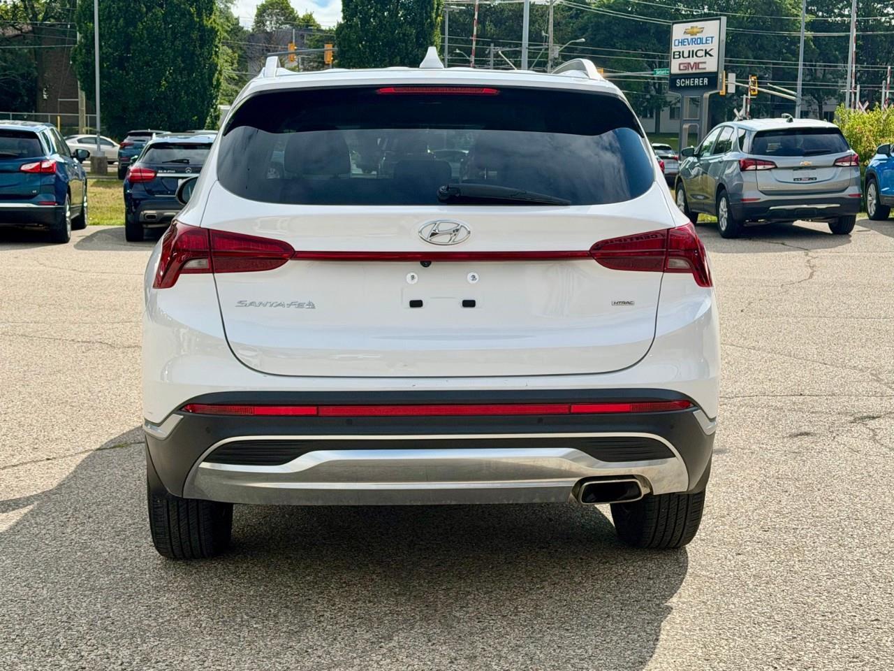 2023 Hyundai Santa Fe Preferred 4dr All-Wheel Drive Photo