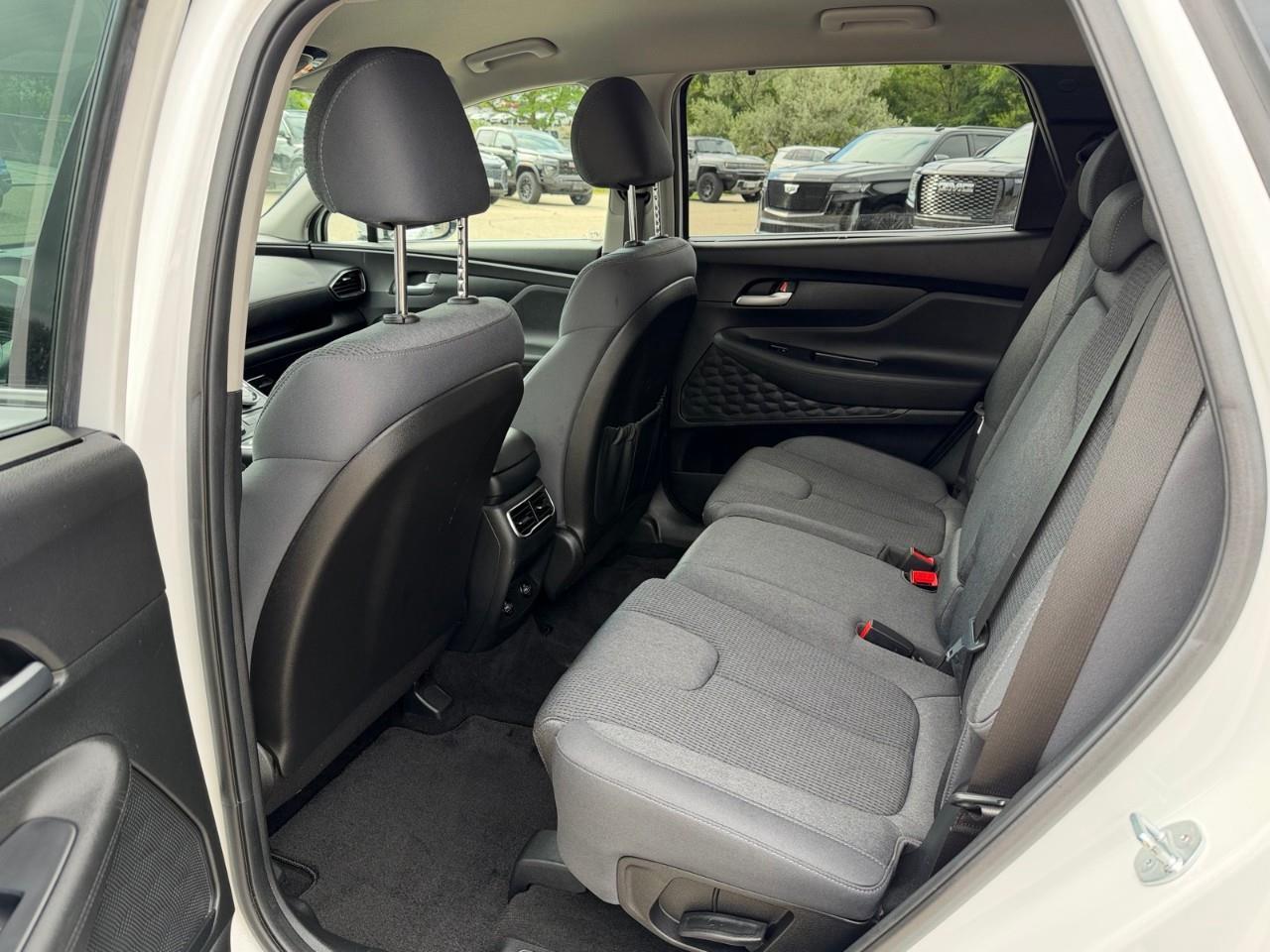 2023 Hyundai Santa Fe Preferred 4dr All-Wheel Drive Photo