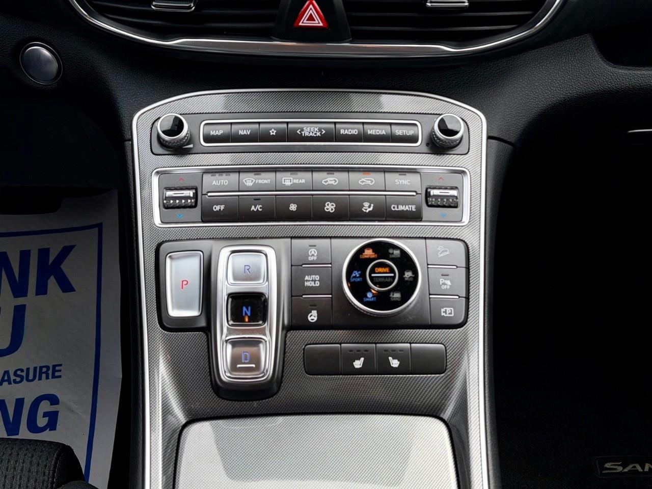 2023 Hyundai Santa Fe Preferred 4dr All-Wheel Drive Photo