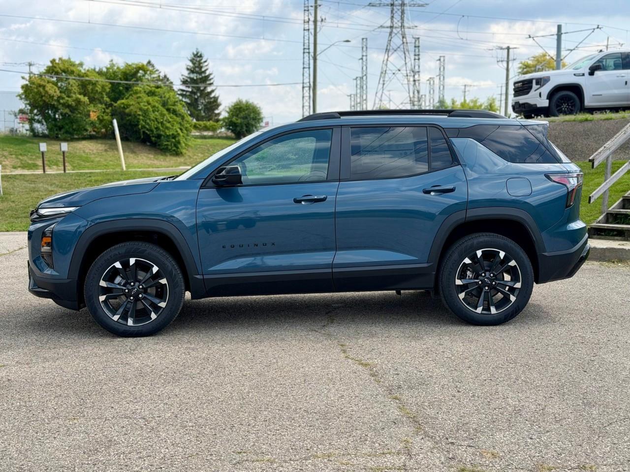 2027 Chevrolet Equinox RS 4dr All-Wheel Drive Photo1