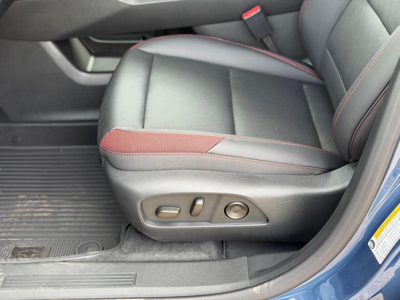 2027 Chevrolet Equinox RS 4dr All-Wheel Drive Photo