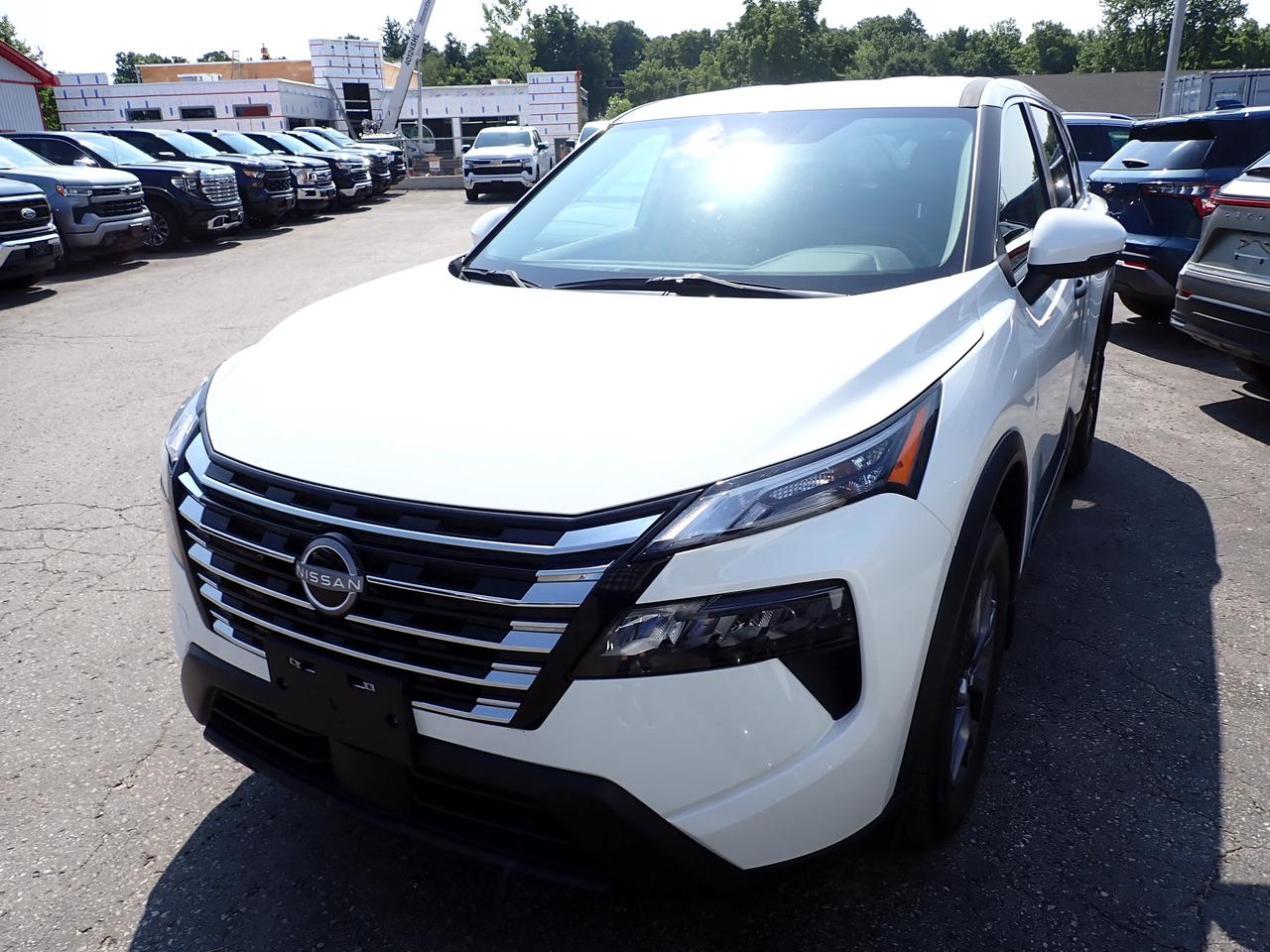 2024 Nissan Rogue S AWD 4 DR Photo