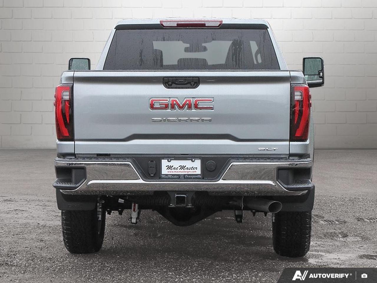 2026 GMC Sierra 3500HD 4WD Crew Cab Standard Box SLT Photo