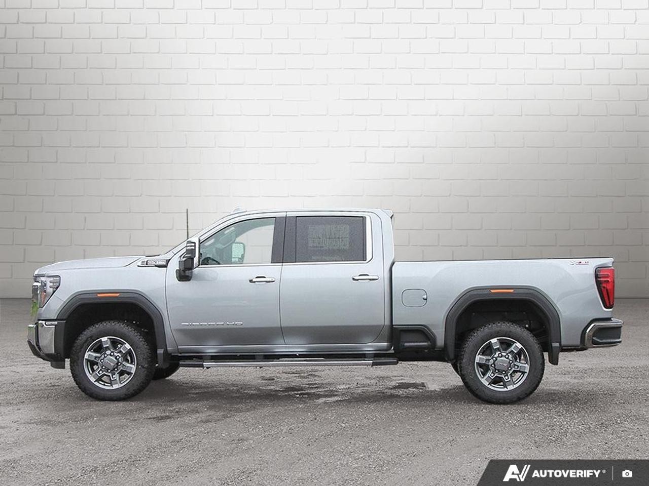 2026 GMC Sierra 3500HD 4WD Crew Cab Standard Box SLT Photo5