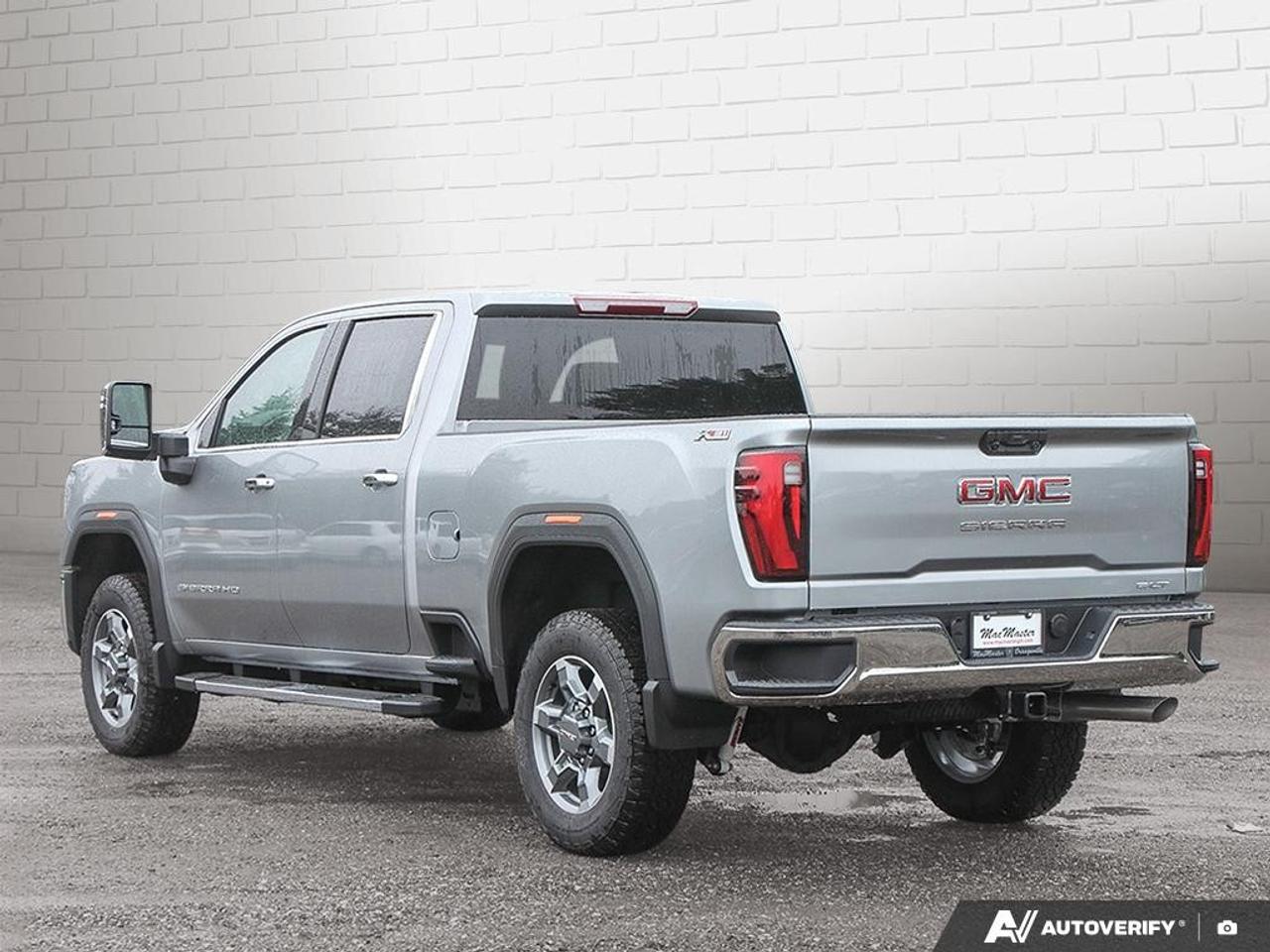 2026 GMC Sierra 3500HD 4WD Crew Cab Standard Box SLT Photo