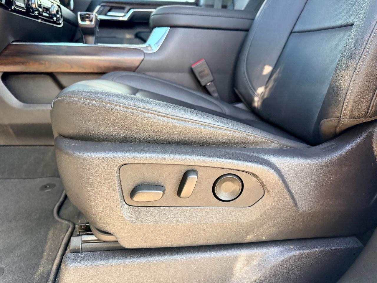 2024 GMC Sierra 1500 Crew Cab Short Box 4-Wheel Drive SLT Photo