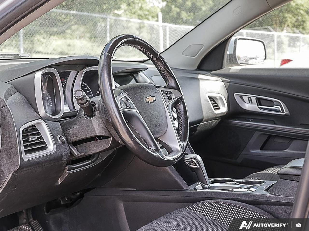 2015 Chevrolet Equinox FWD 4dr LT w/1LT Photo