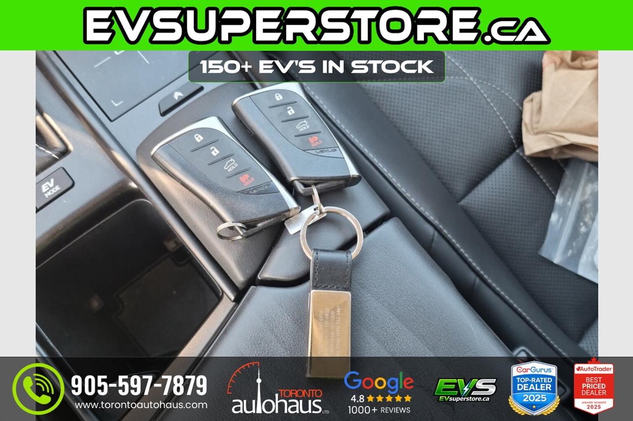 2019 Lexus ES 300h Luxury Package Photo
