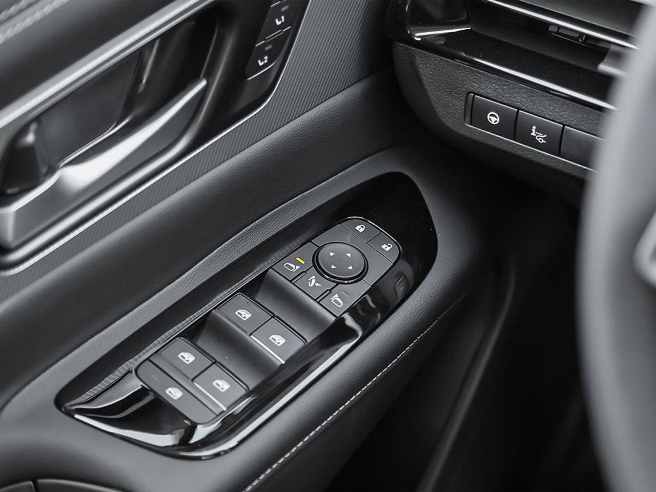 2026 Nissan Murano Platinum Photo