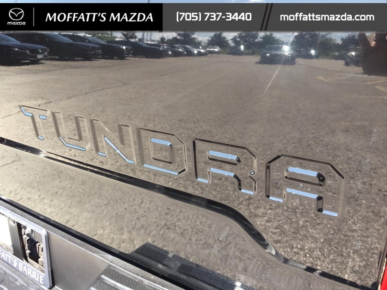 2016 Toyota Tundra SR5 Photo