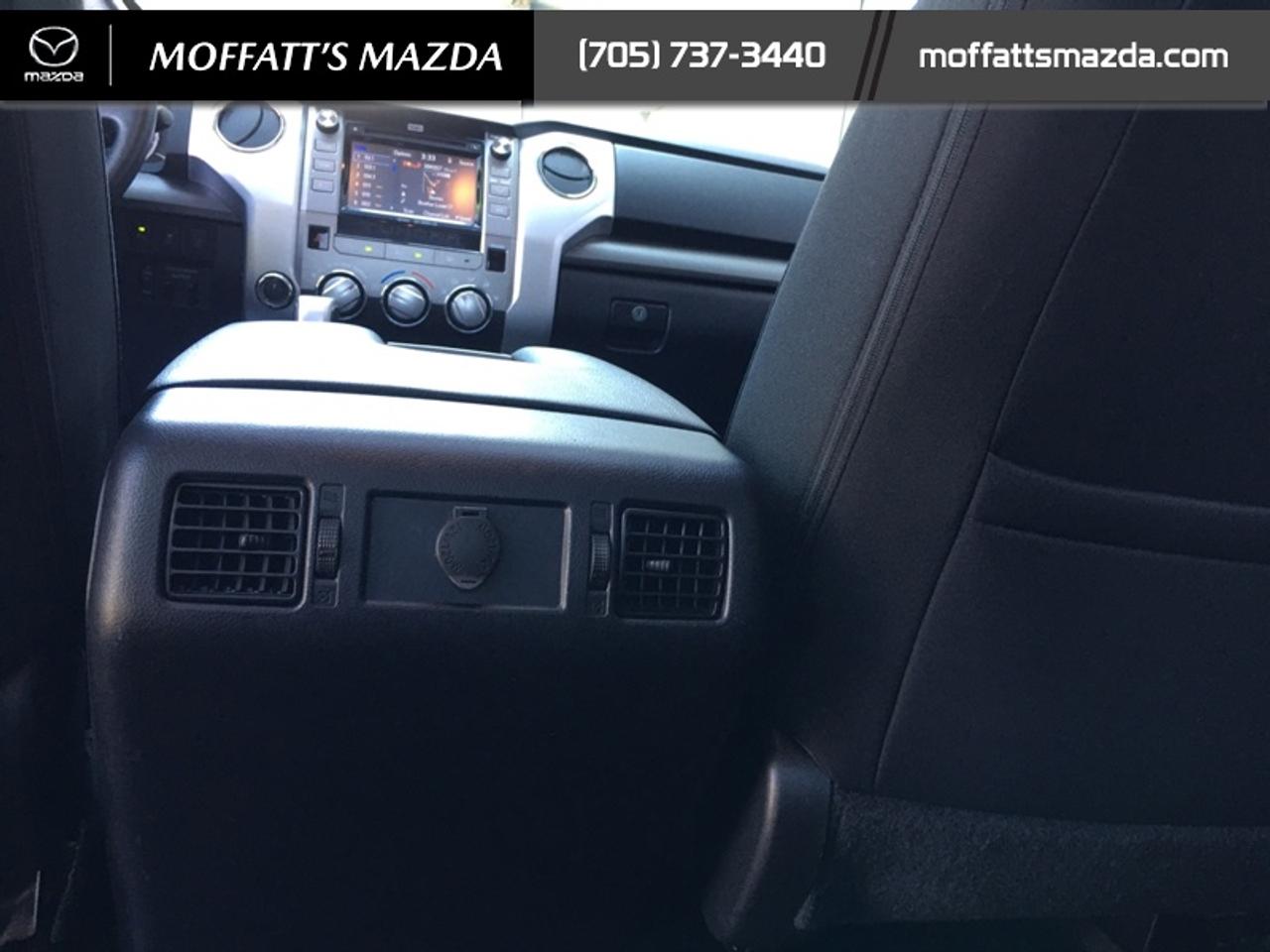 2016 Toyota Tundra SR5 Photo