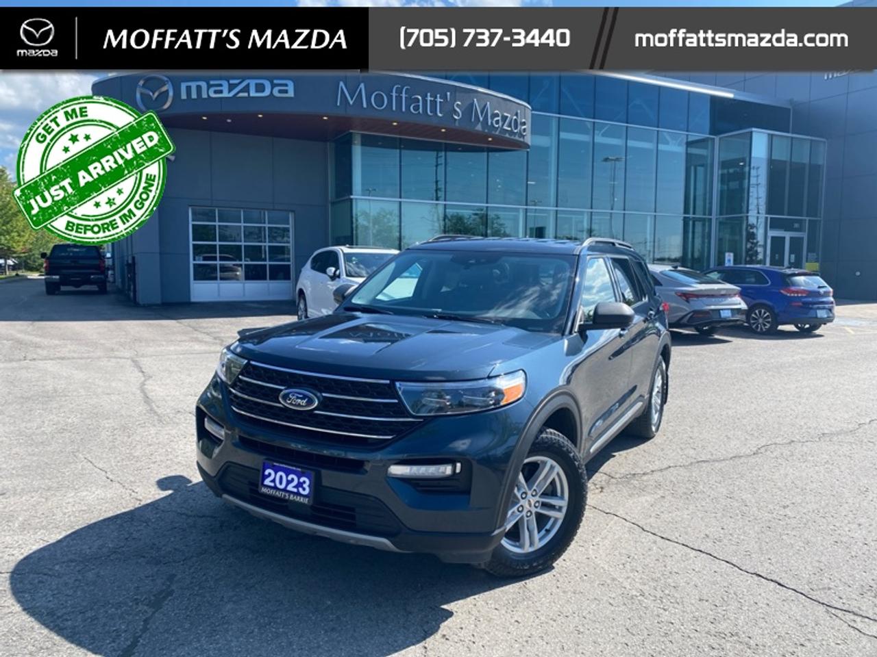2023 Ford Explorer XLT Photo0