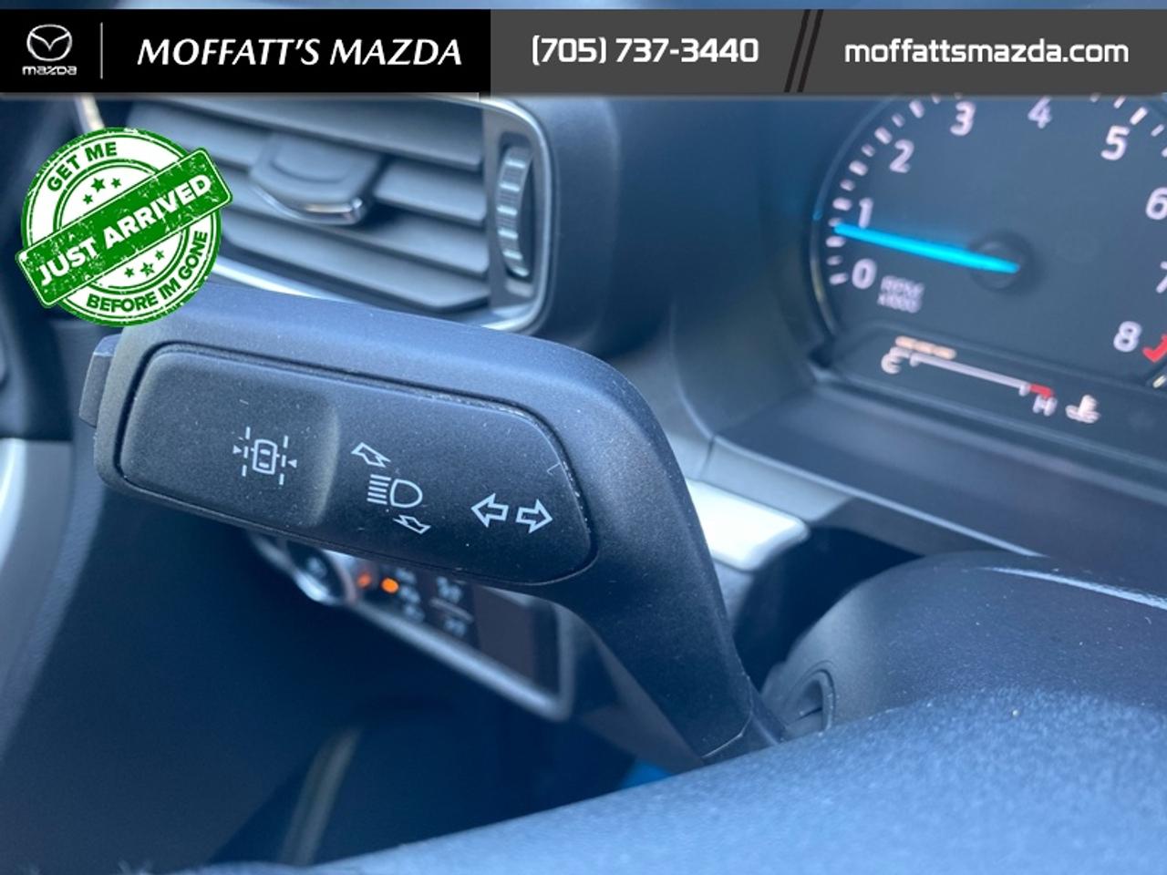 2023 Ford Explorer XLT Photo