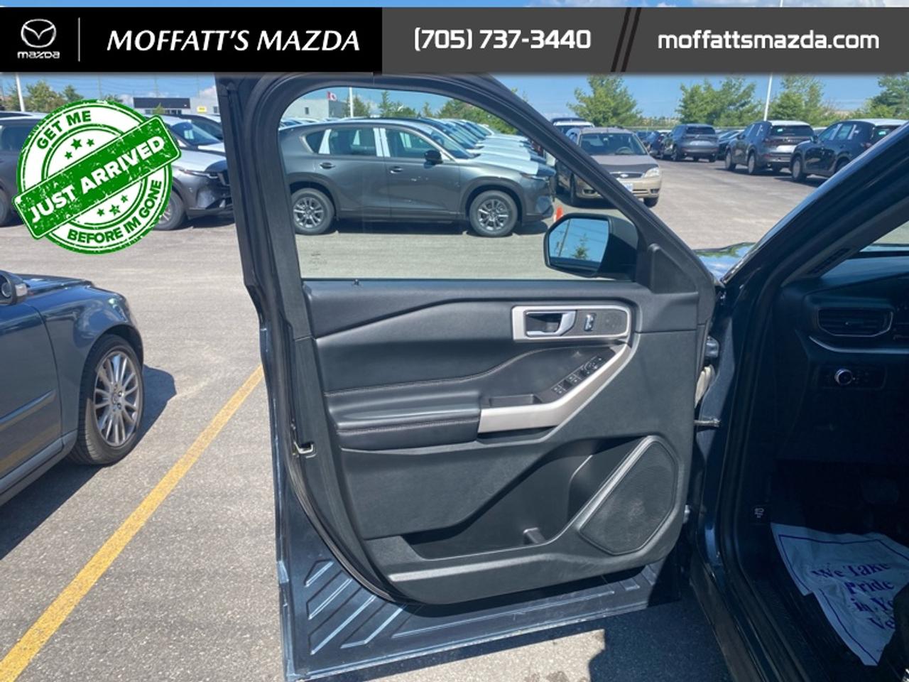 2023 Ford Explorer XLT Photo