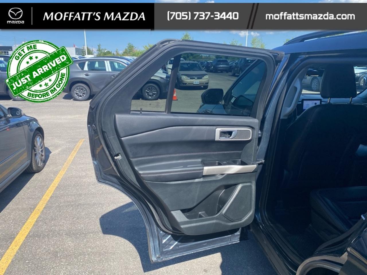 2023 Ford Explorer XLT Photo