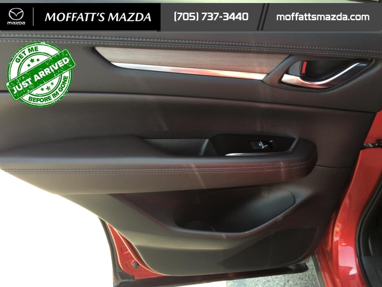 2023 Mazda CX-5 Signature Photo