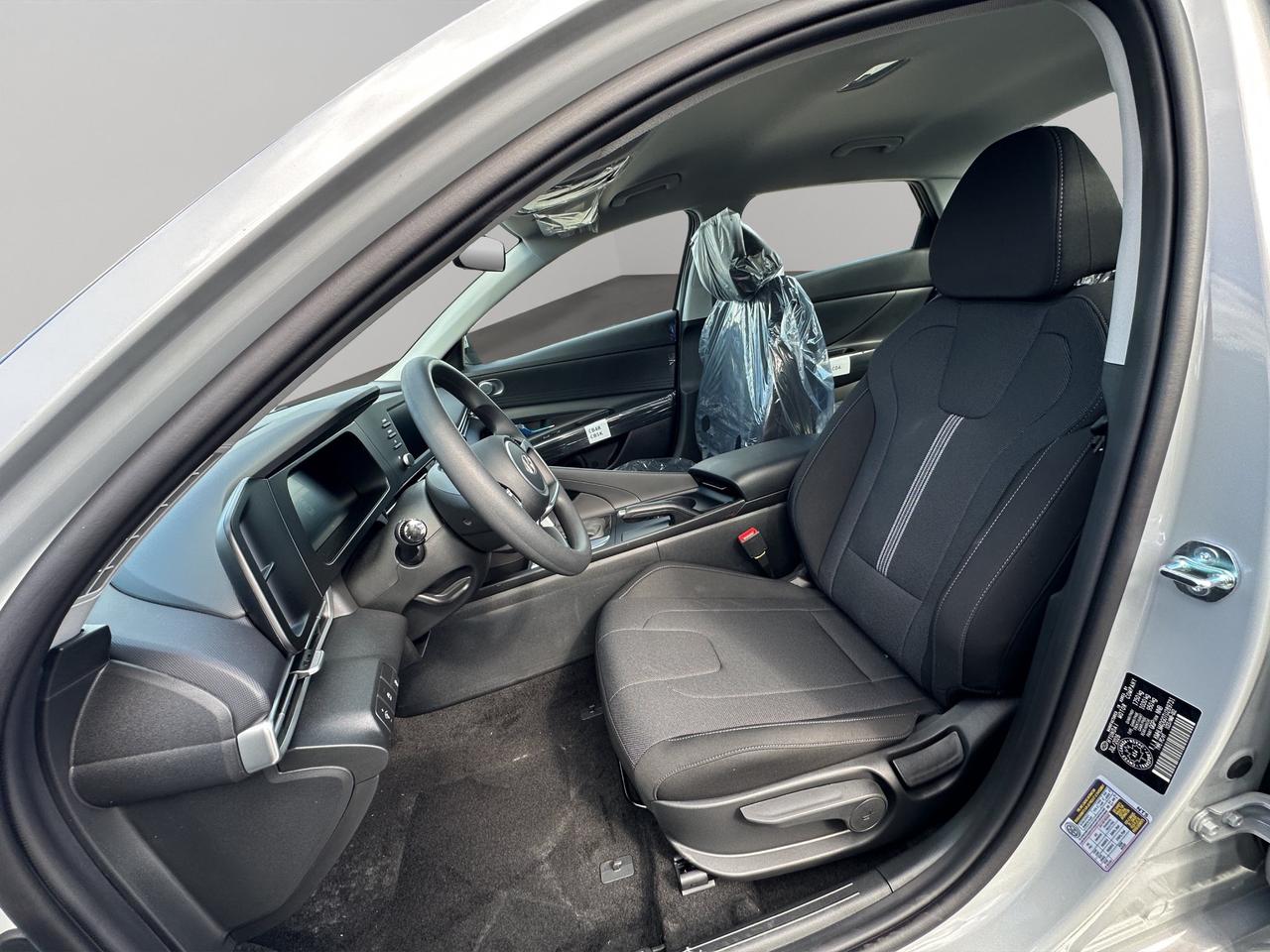 2026 Hyundai Elantra Essential Photo