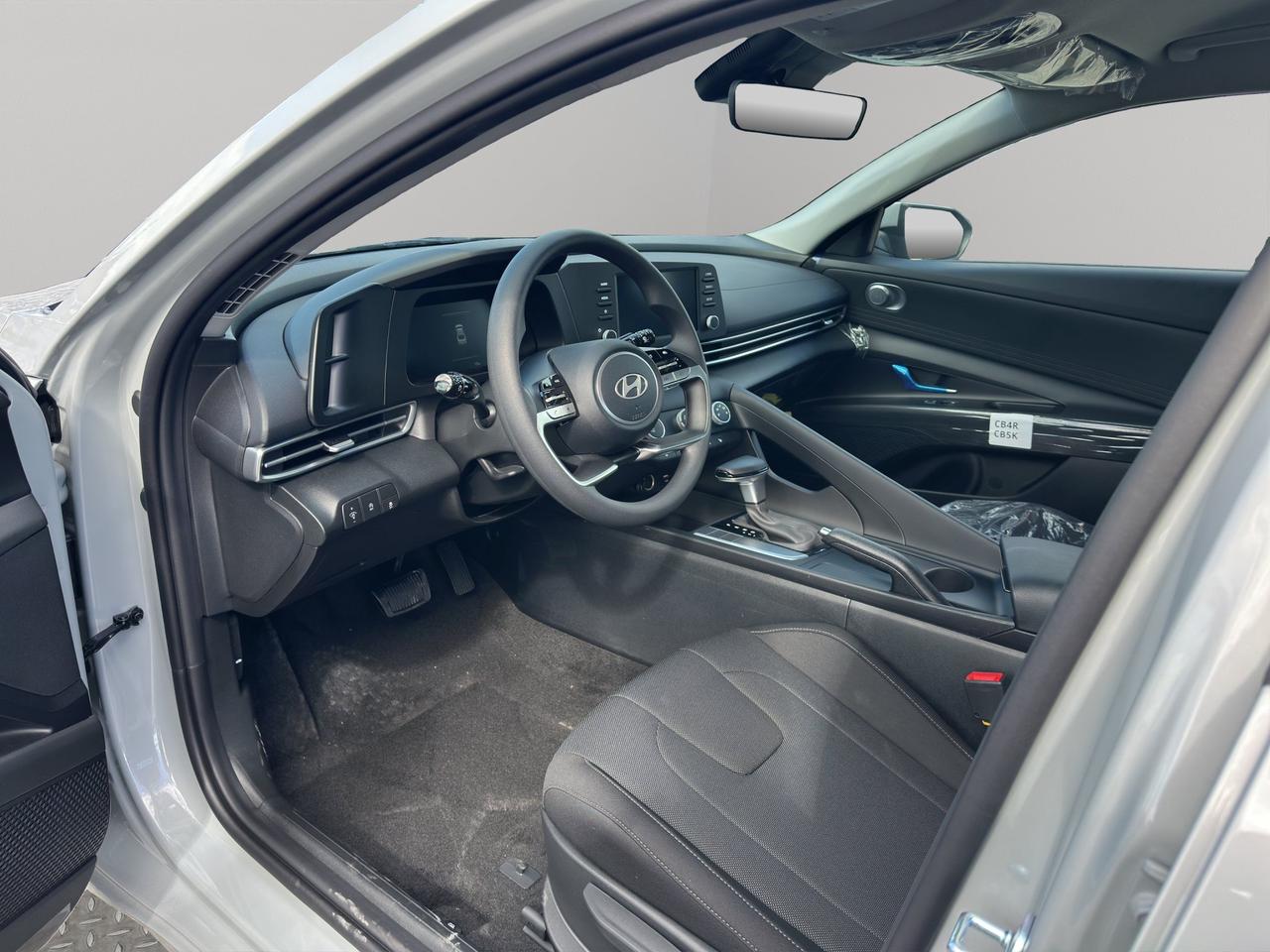 2026 Hyundai Elantra Essential Photo