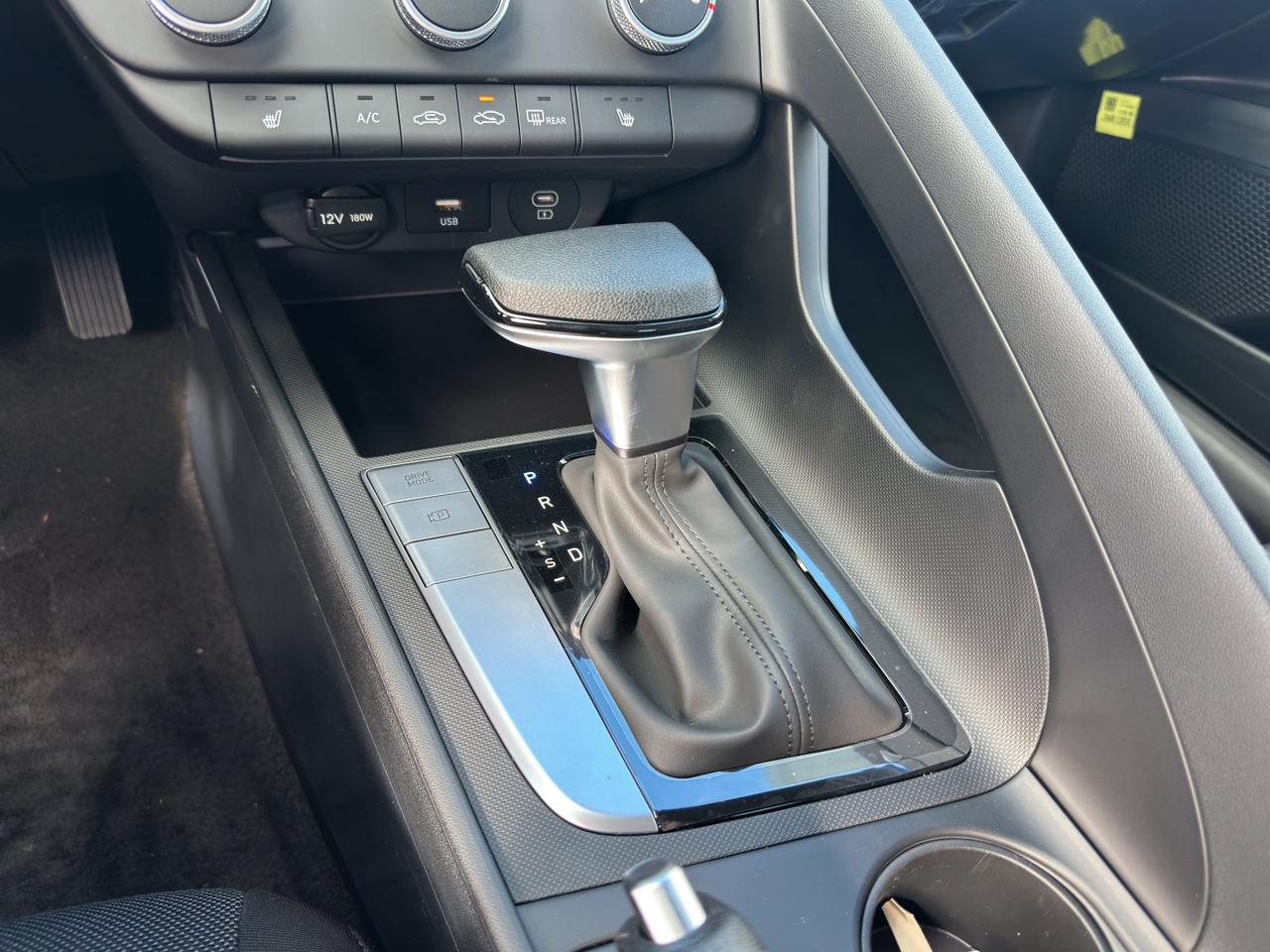 2026 Hyundai Elantra Essential Photo