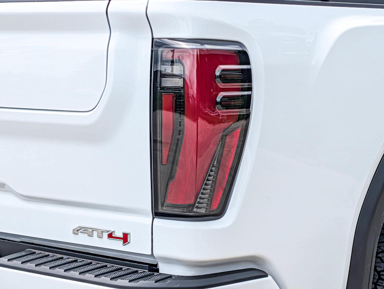 2026 GMC SIERRA 2500HD AT4 Photo