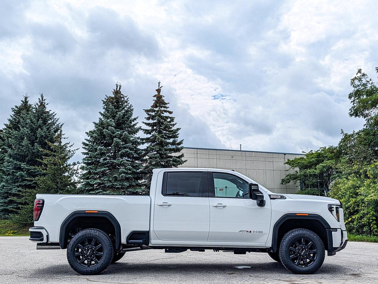 2026 GMC SIERRA 2500HD AT4 Photo