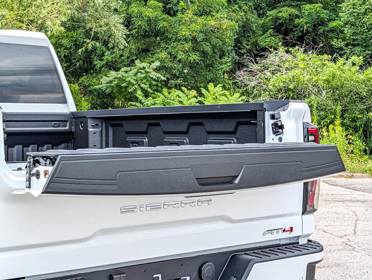 2026 GMC SIERRA 2500HD AT4 Photo