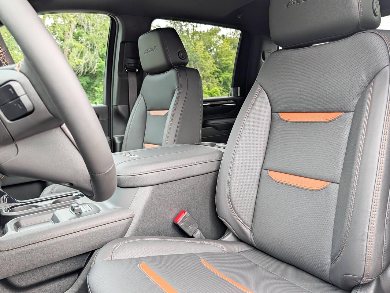 2026 GMC SIERRA 2500HD AT4 Photo