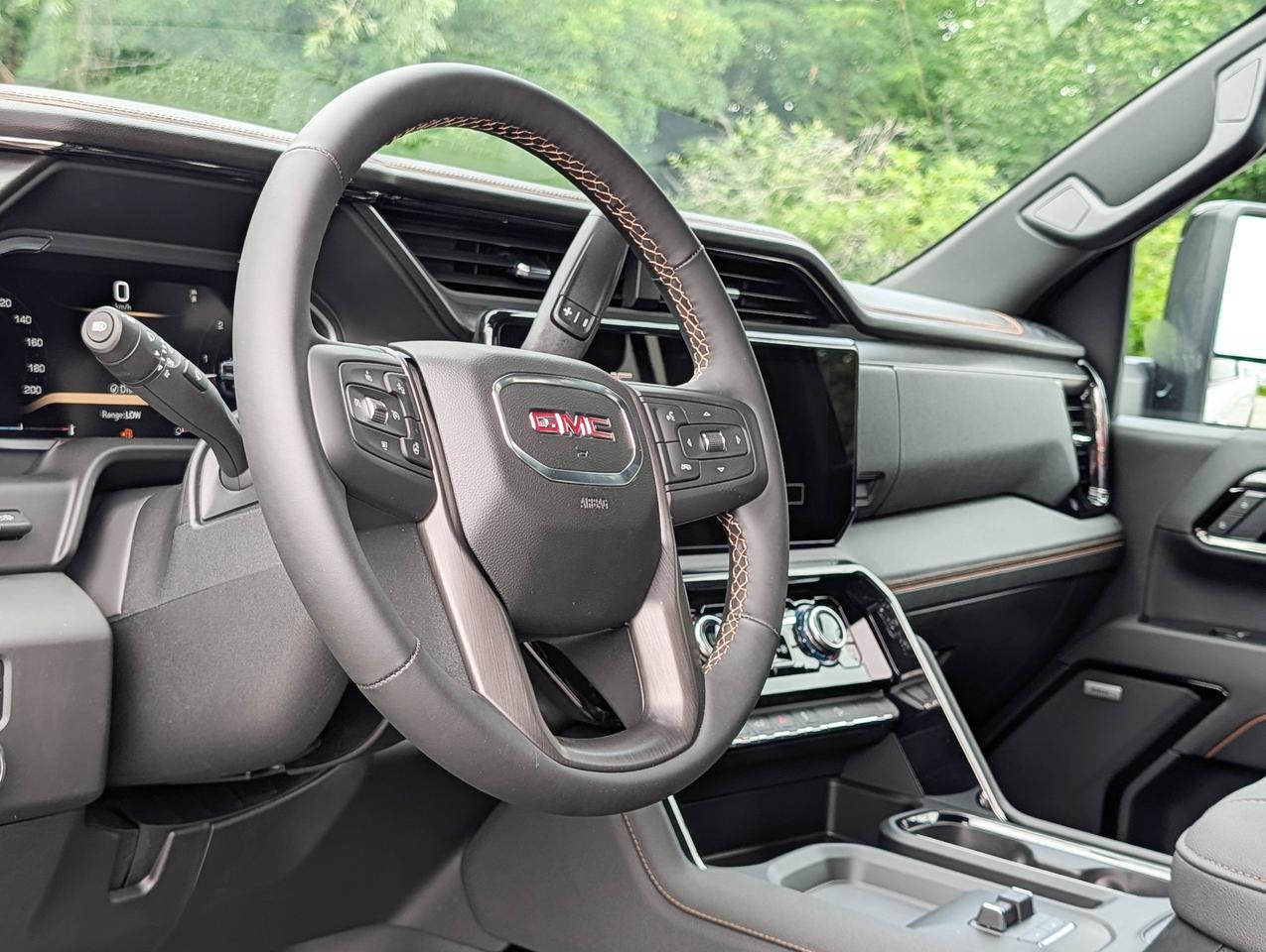 2026 GMC SIERRA 2500HD AT4 Photo