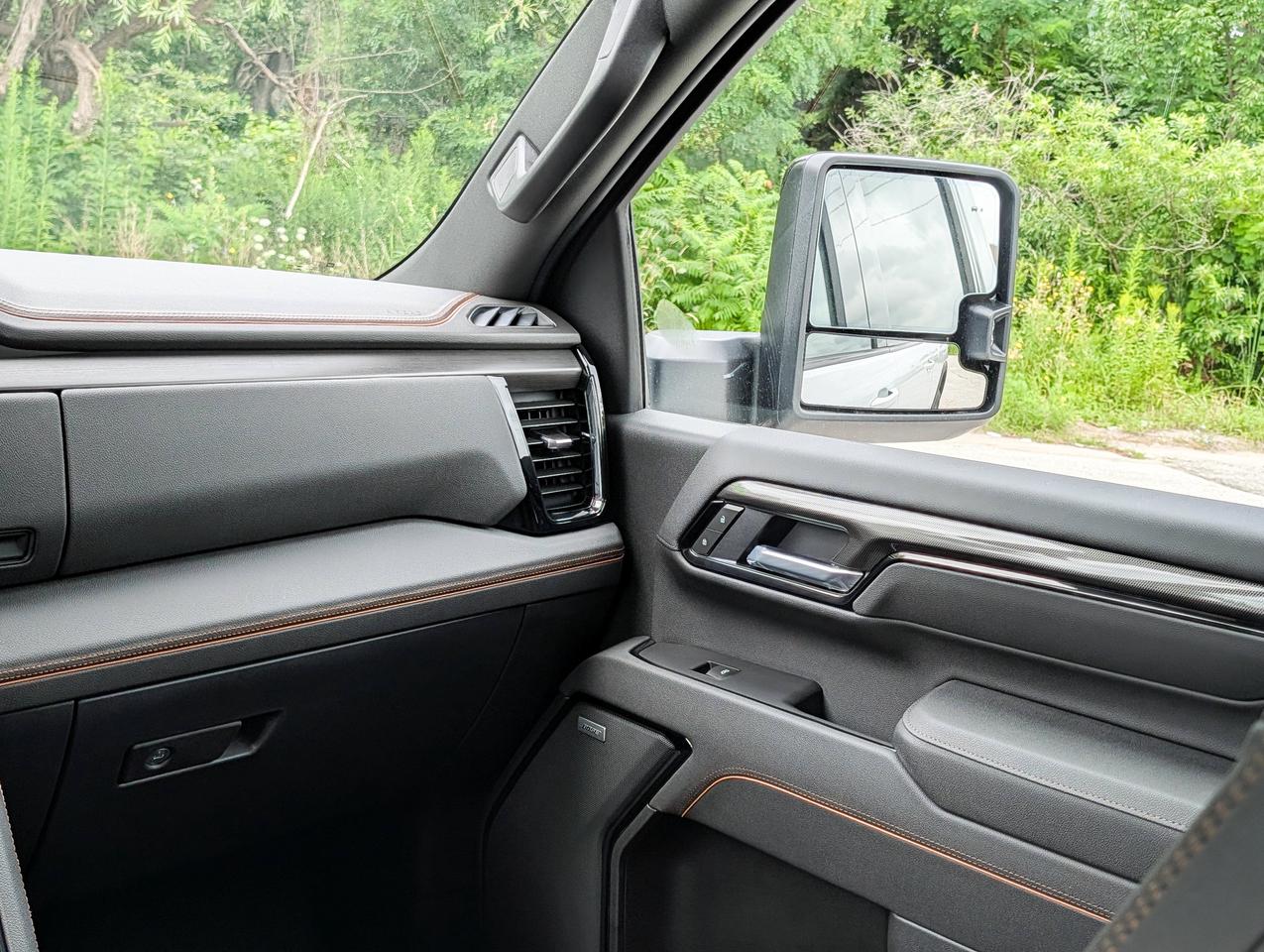 2026 GMC SIERRA 2500HD AT4 Photo