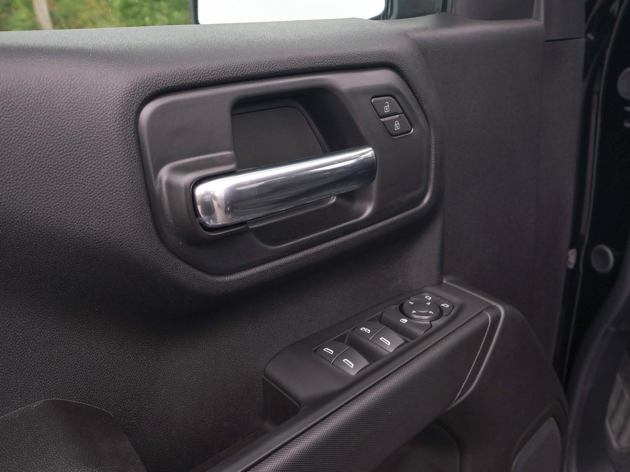 2026 GMC Sierra 1500 PRO Photo