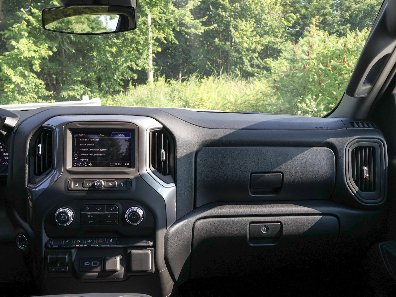2026 GMC Sierra 1500 PRO Photo