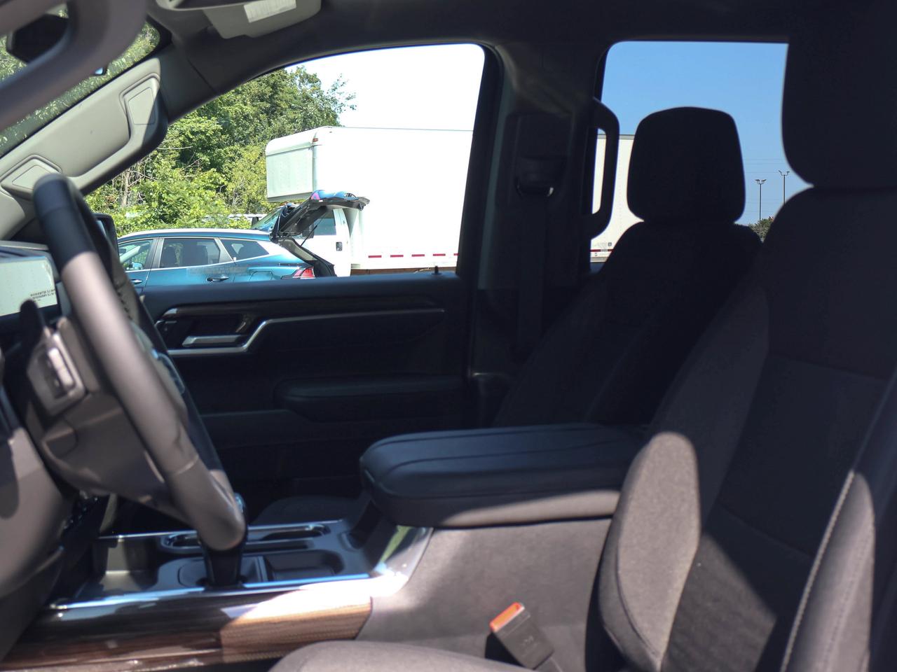 2026 Chevrolet Silverado 1500 RST Photo