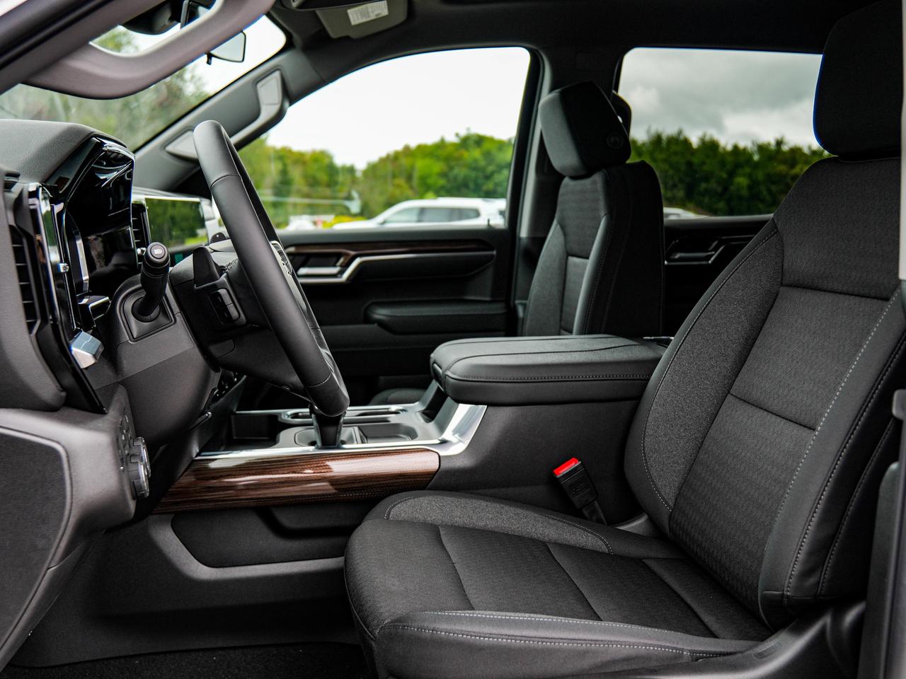 2026 Chevrolet Silverado 1500 RST Photo