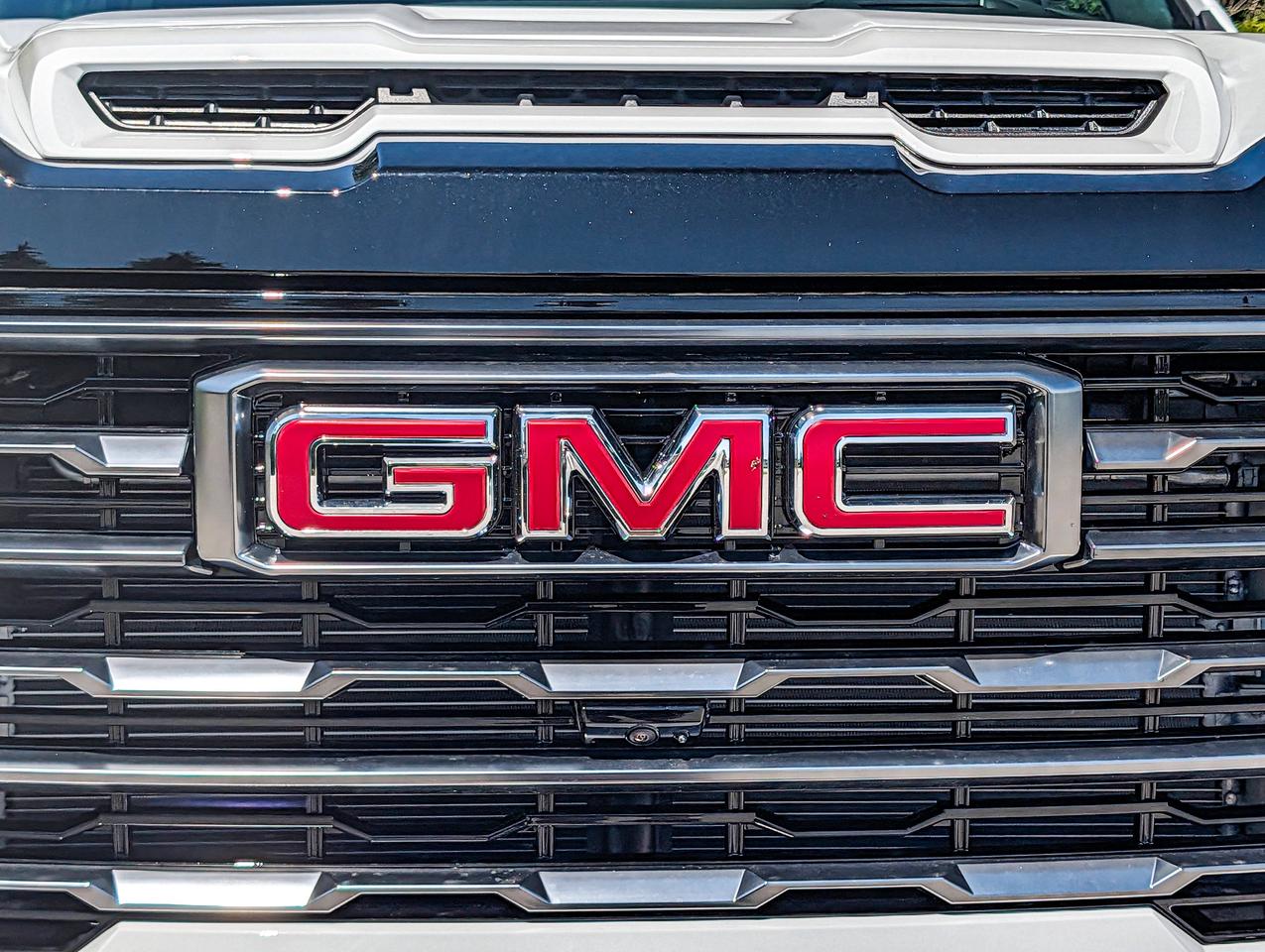 2026 GMC SIERRA 2500HD AT4 Photo4