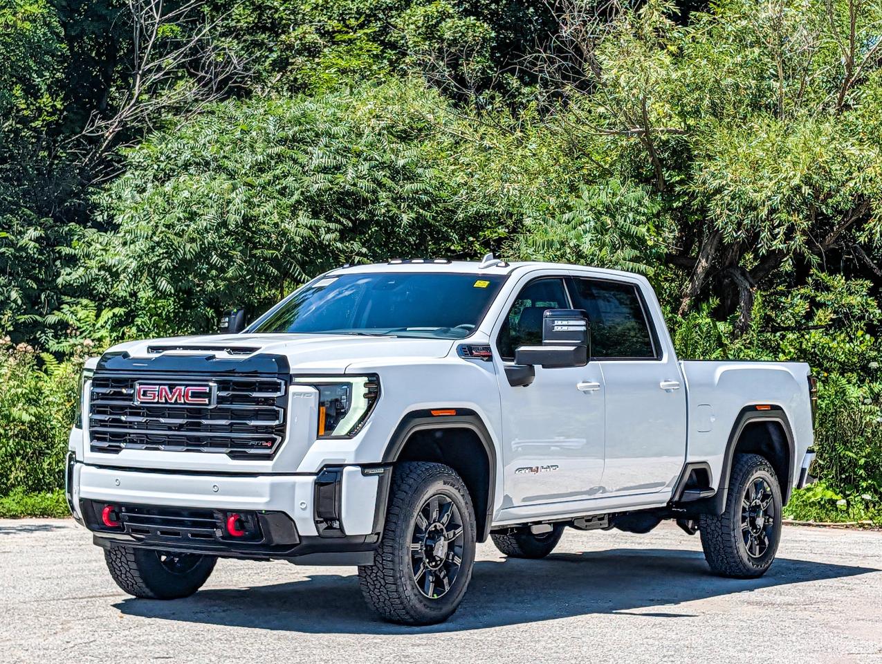 2026 GMC SIERRA 2500HD AT4 Photo