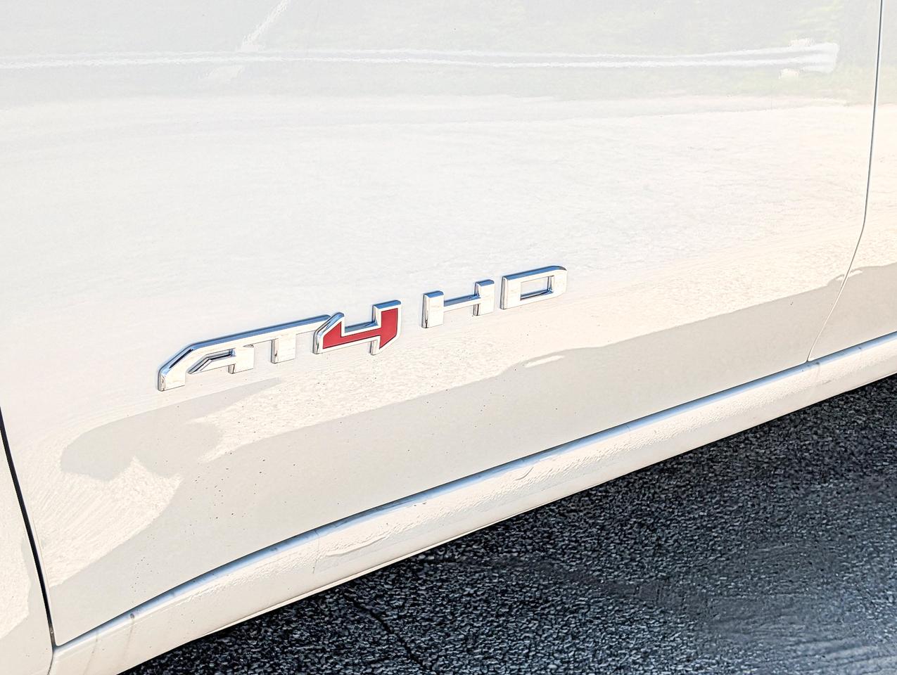 2026 GMC SIERRA 2500HD AT4 Photo
